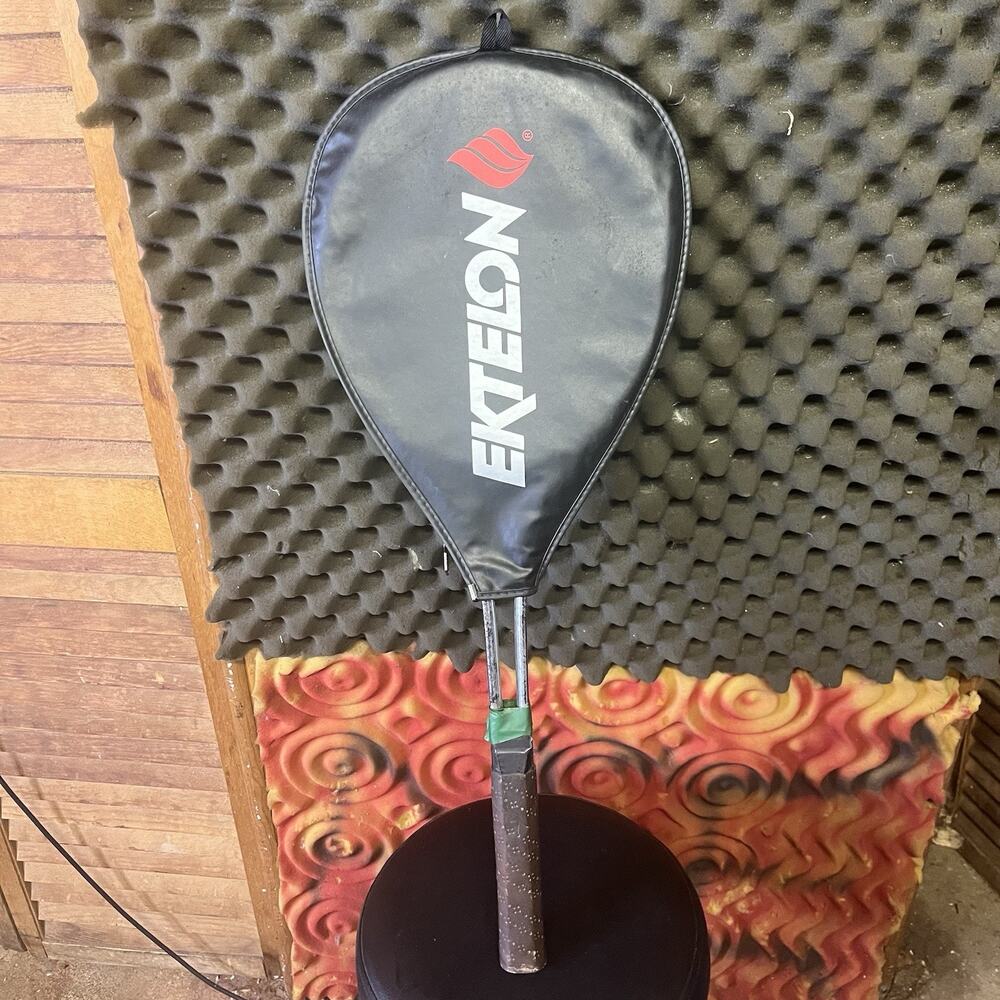 Ektelon Silver Pre-Strung Racquetball Racquet Size 14.5" with Bag